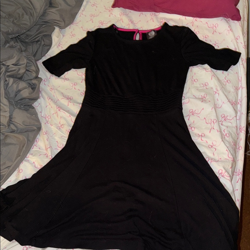 Vince Camuto Black Midi Dress